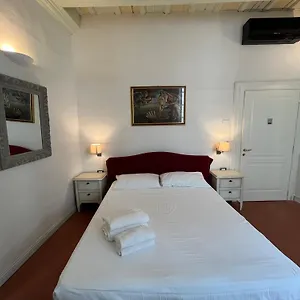 *** Affittacamere Residenza D'epoca Historia Luxury Boutique Italia