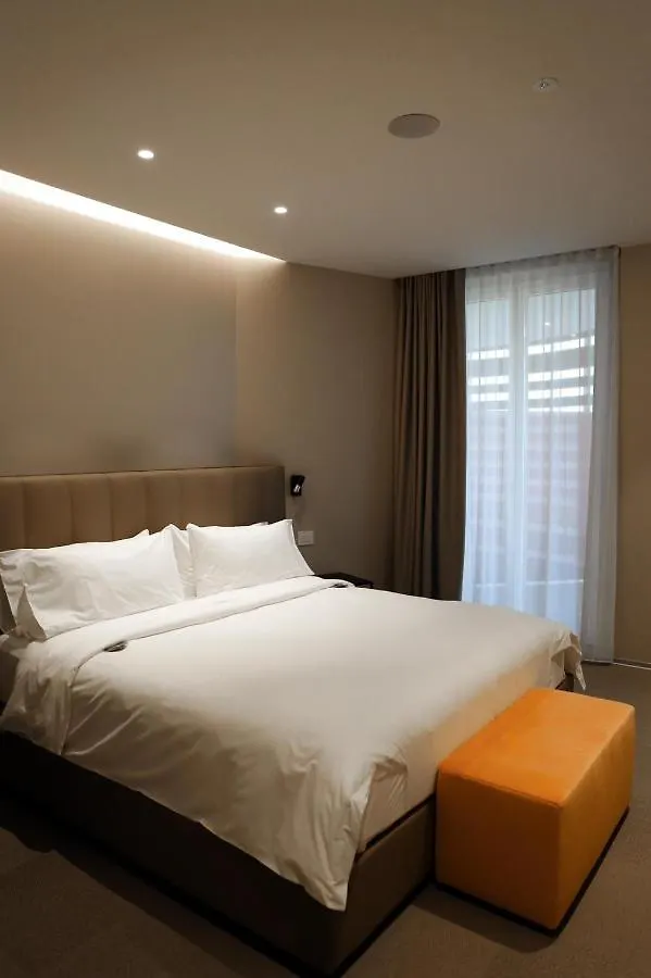 Elitis House - Suite & Spa Nova Milanese Hotel