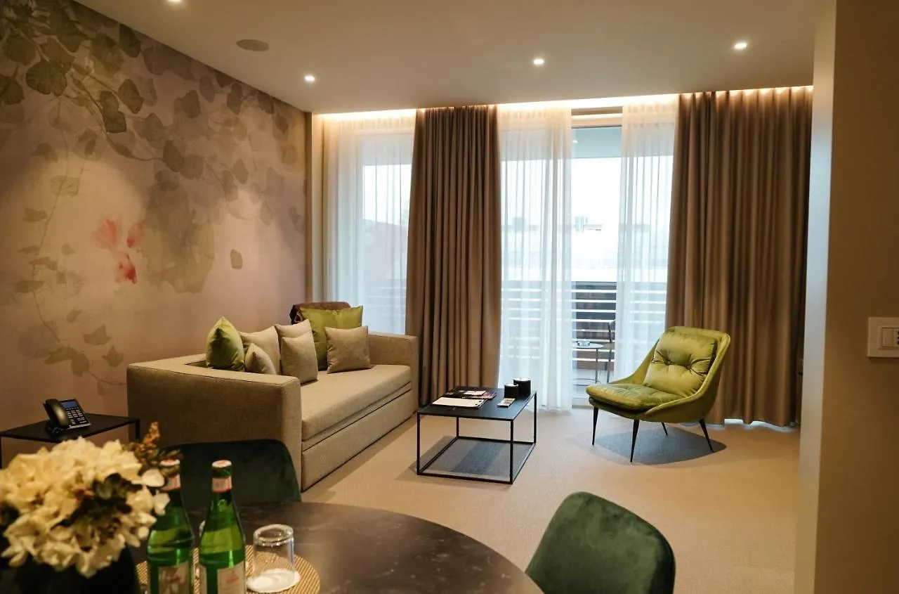 Elitis House - Suite & Spa Nova Milanese