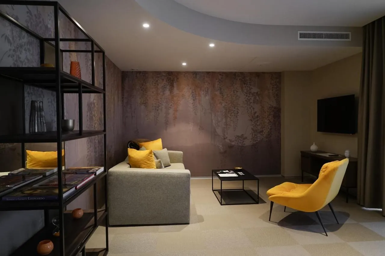 Hotel Elitis House - Suite & Spa Nova Milanese