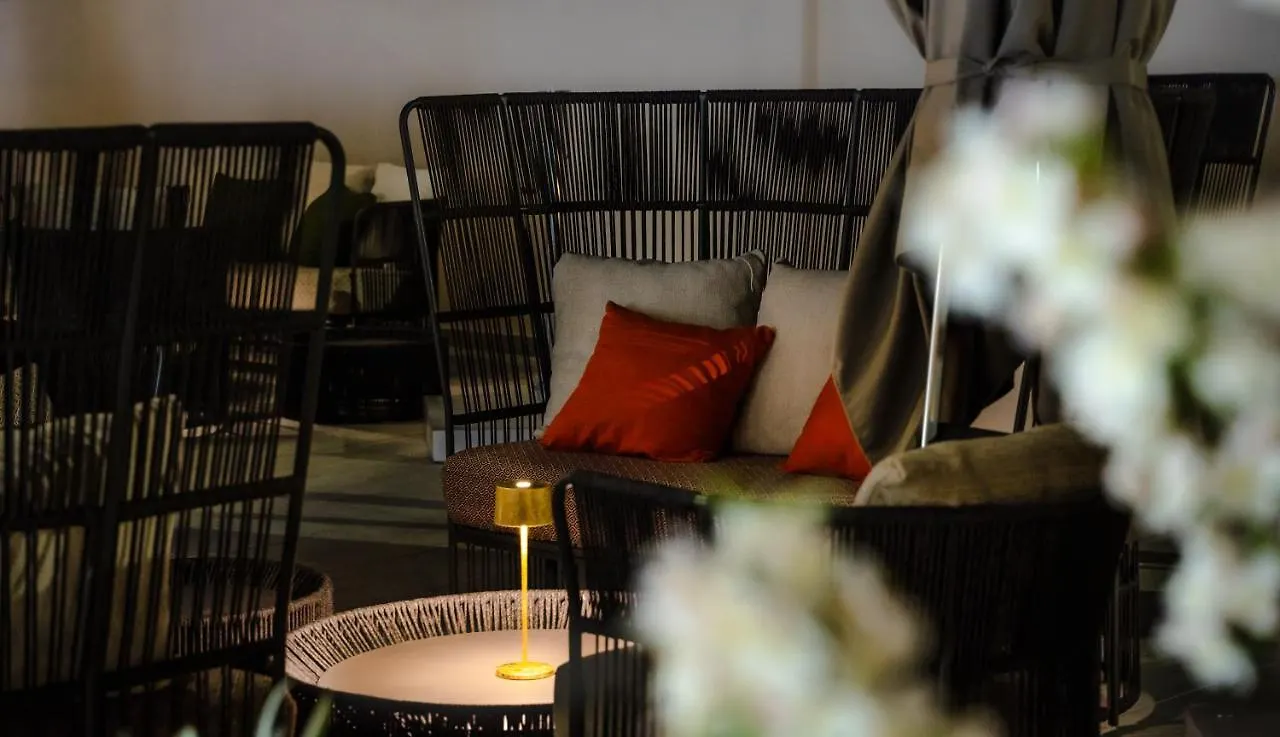 Elitis House - Suite & Spa Nova Milanese Hotell