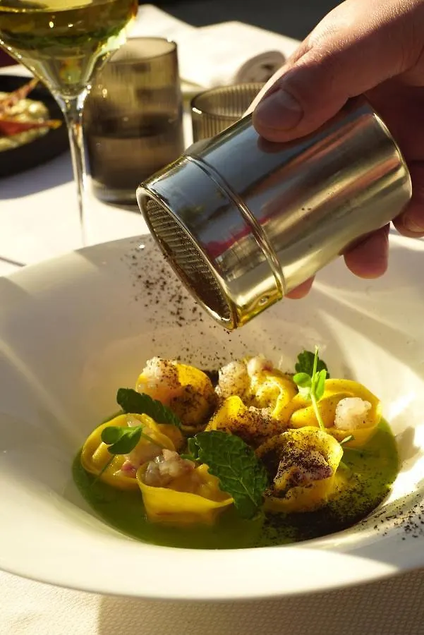***** Hotel Elitis House - Suite & Spa Nova Milanese Italy
